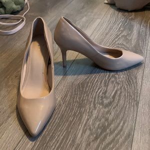 Nude pointed toe heels